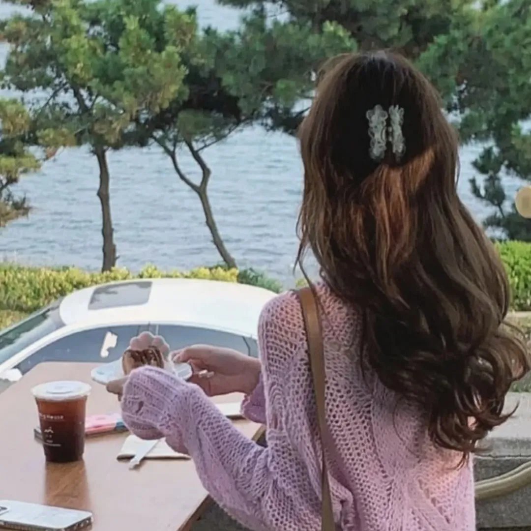 黑色蜂暴